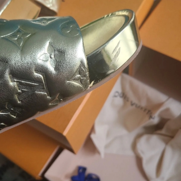 Louis Vuitton Jumbo Flatform mule slides - Picture 12 of 14
